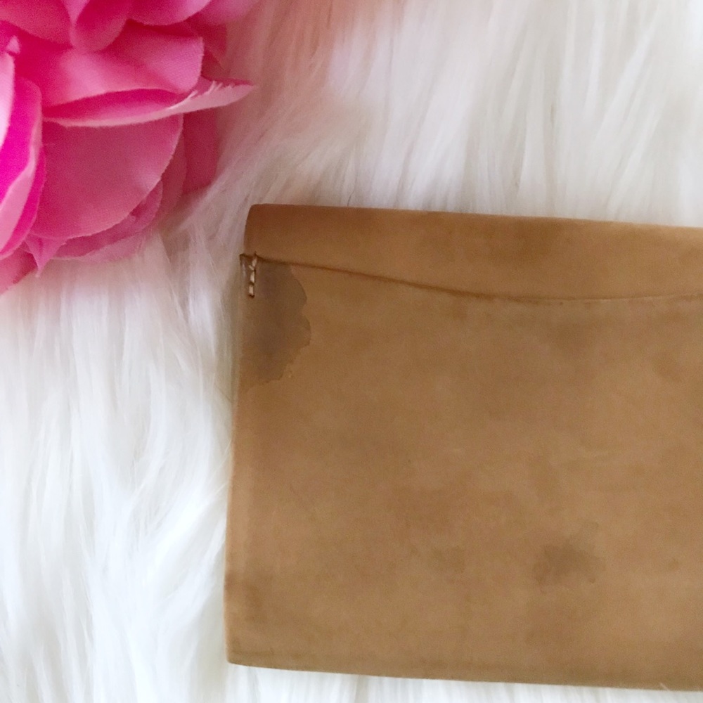 Paris Presents Coin Wallet - Picture 4 of 8